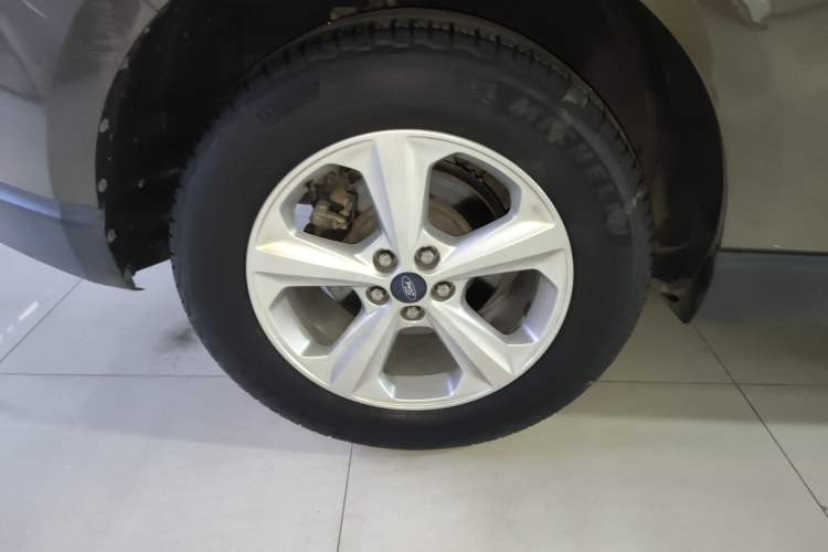 Used Ford Edge 2016 EcoBoost 245 Two-Wheel-Drive Titanium 5-Seater