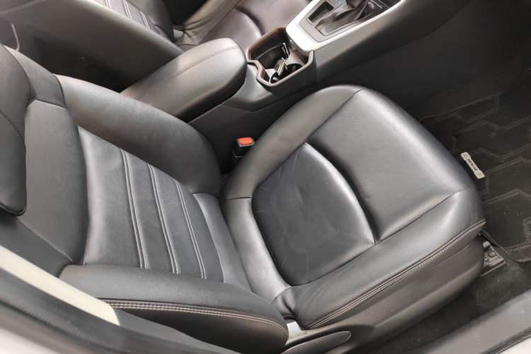 Used Toyota RAV4 2020 2.0L CVT Two-Wheel Drive Fashion PLUS Edition
