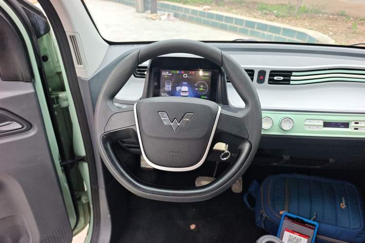 Used Wuling Hongguang MINIEV 2021 Macaron Premium Model – Lithium Iron Phosphate