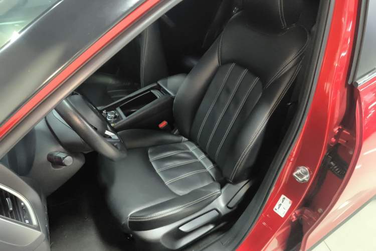 Used Mazda CX-4 2018 2.0L Automatic Two-Wheel Drive Blue Sky Exploration Version China V Standard