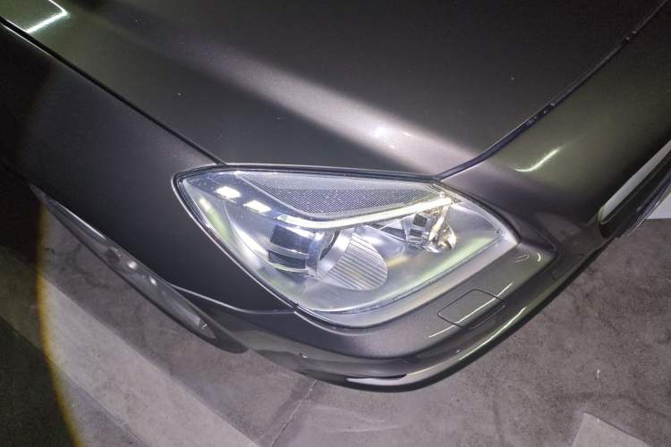 Used Mercedes-Benz SLK-Class 2011 SLK 200 Fashion Model