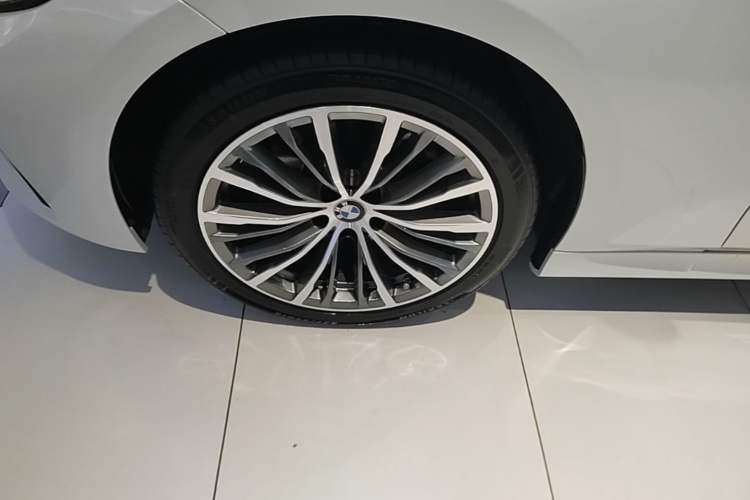 Used BMW 3 Series 2022 320i Sport Package