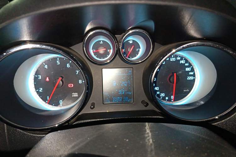 Used Changan CS35 2012 1.6L Manual Luxury Model China IV Standard
