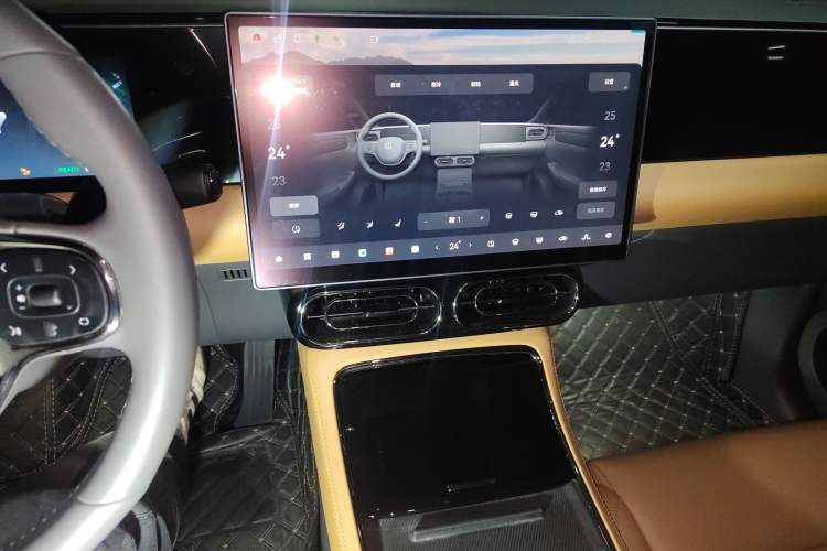 Used Leapmotor C01 2024 All-Electric 625 Deluxe Edition
