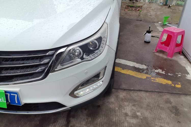 Used Baojun 560 2016 1.8L Manual Luxury Edition
