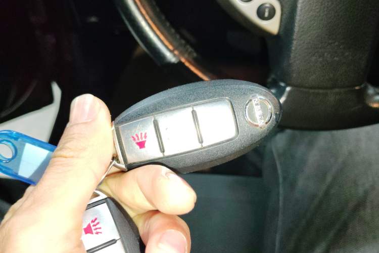 Used Nissan Qashqai 2015 2.0 XL Coolfire CVT 2WD