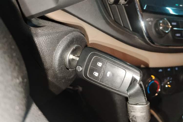 Used Chevrolet Monza 2020 320 Automatic Enjoyment Edition