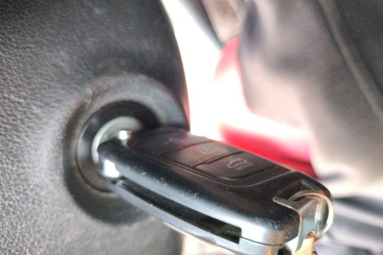 Used Hyundai Verna (new generation) 2020 1.4L Manual GLS Cool Edition Vehicle Key