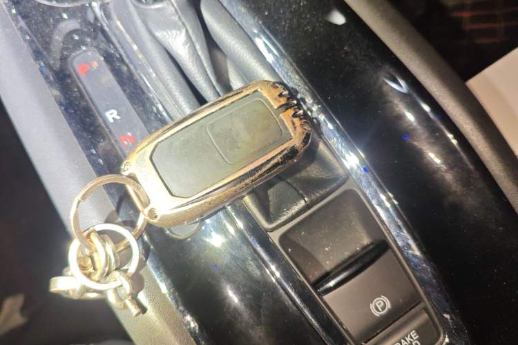 Used Honda Vezel 2019 1.5L CVT Luxury Model China VI
