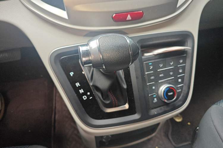 Used JAC Refine M4 2022 2.0 TGDI Automatic Business Edition