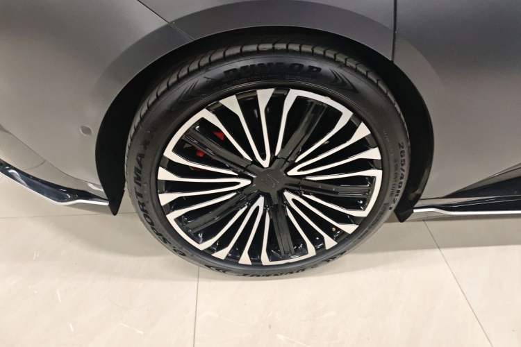 Used Avatr 12 2023 650 Three-Laser Four-Wheel Drive GT Version