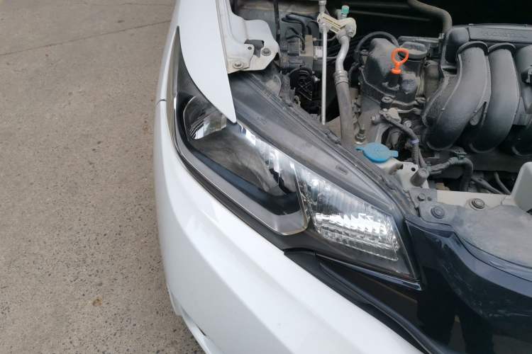 Used Honda Fit 2014 1.5L SE CVT Fashion Model Right Front Headlight