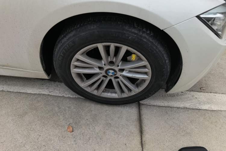 Used BMW 3 Series 2014 328Li Fashion Model
