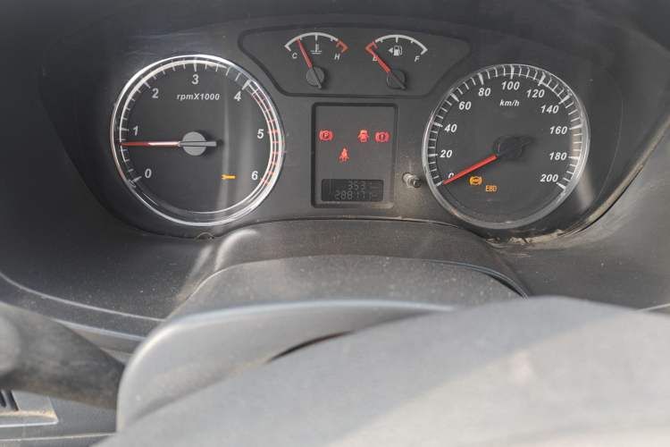 Used Great Wall Wingle 5 2013 2.0T European Edition Four-Wheel Drive Elite Model 6MT Big Double-Cab GW4D20B