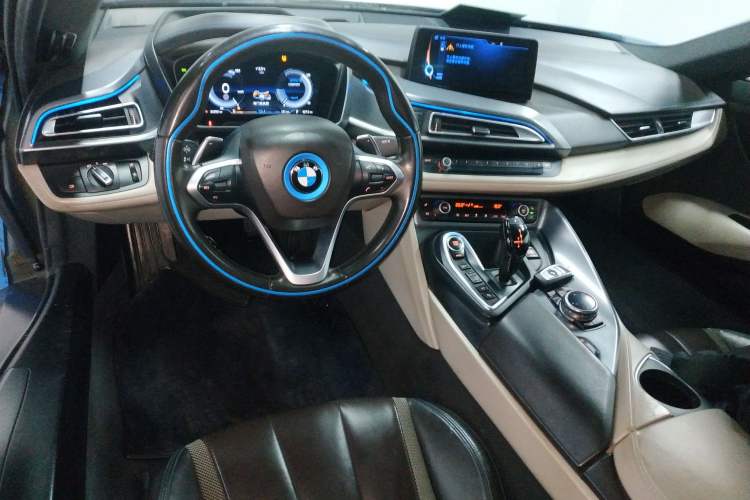 Used BMW i8 2014 Standard Model
