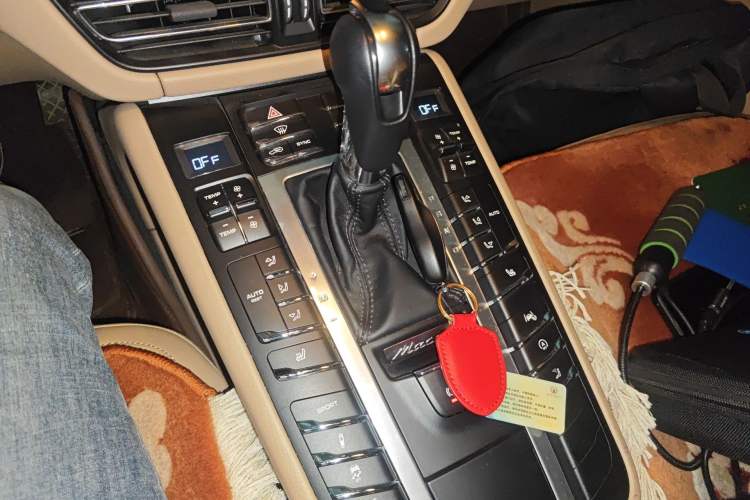 Used Porsche Macan 2018 Macan 2.0T
