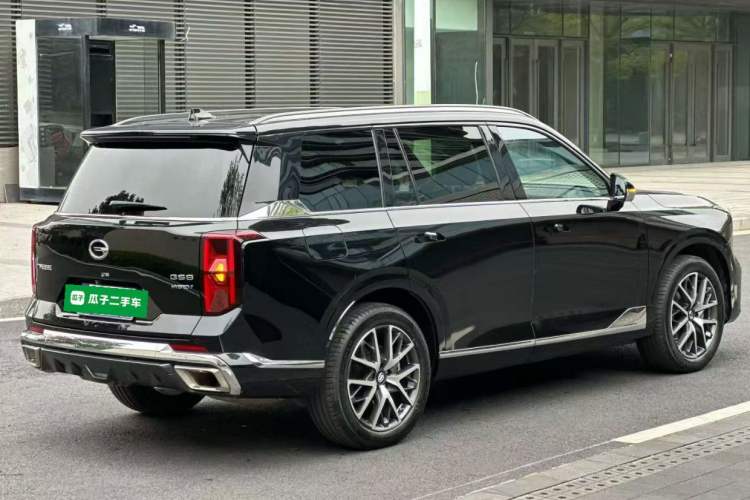 Used GAC Trumpchi GS8 2022 Dual-Engine Series 2.0TM Two-Wheel Drive Prestige Edition (7 Seats)
