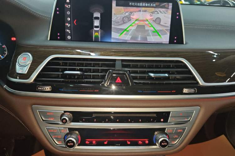 Used BMW 7 Series 2018 730Li Leading Model Excellence Package
