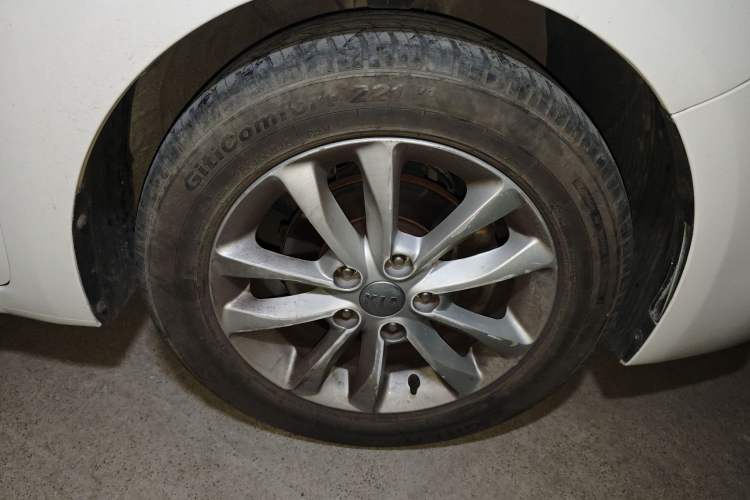 Used Kia K3 2016 1.6L Automatic GLS
