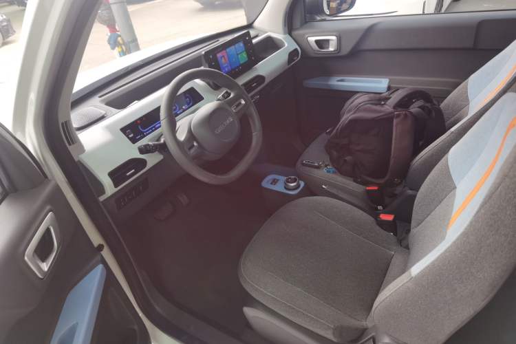 Used Geely Galaxy Panda 2024 Panda Mini 200km Endurance Bear Left Front Seat