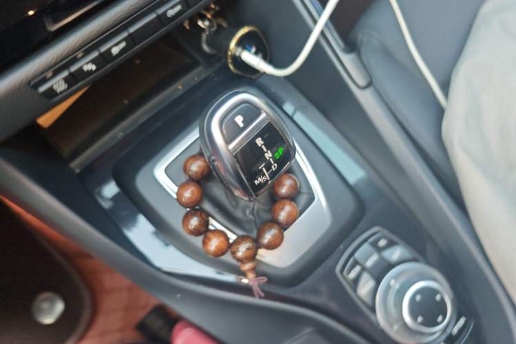 Used BMW X1 2015 sDrive18i Leading Edition
