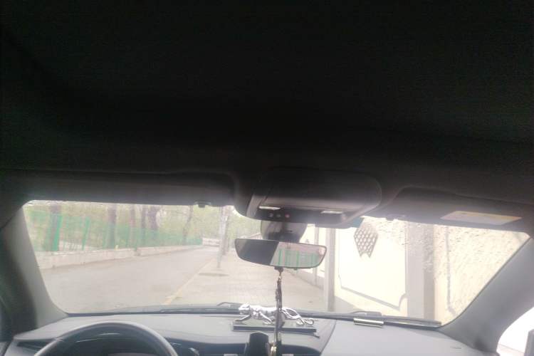 Used Cadillac XT6 2022 2.0T Six-Seater Four-Wheel-Drive Luxury Standard Edition Headliner