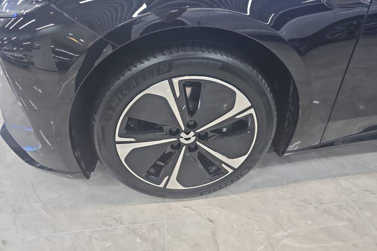 Used Nio ET5T 2025 75 kWh Touring Exterior 4