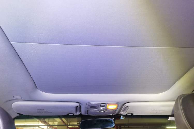 Used Kia Sorento 2013 2.4L 7-Seater Gasoline Luxury Version China IV Standard
