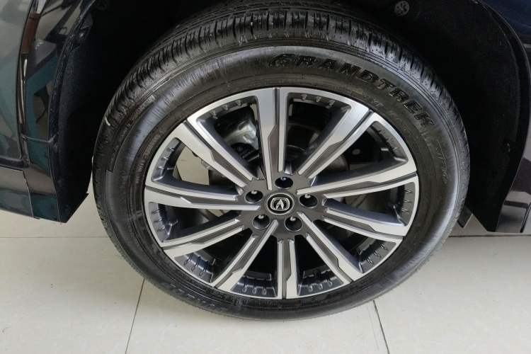 Used CHANGAN CS75 PLUS 2023 3rd Generation 1.5T Automatic Pilot Model Right Rear Wheel Hub