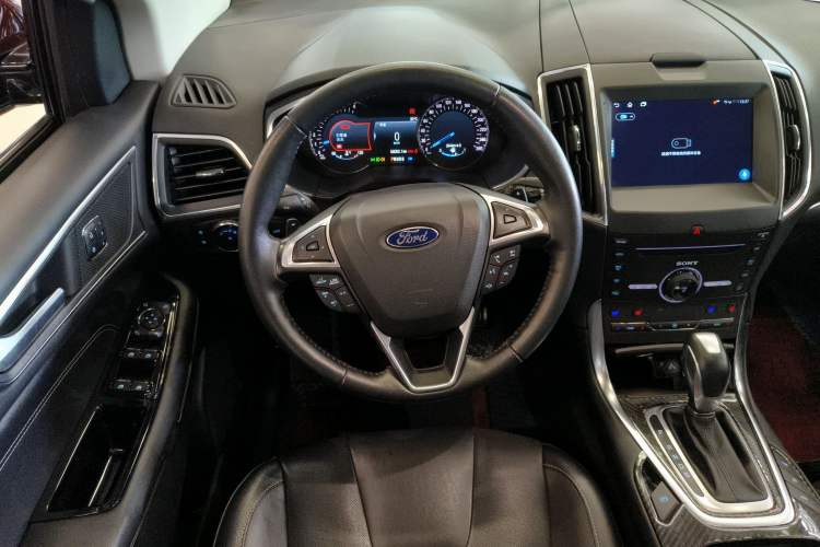 Used Ford Edge 2016 EcoBoost 245 Four-Wheel Drive Titanium 7-Seater
