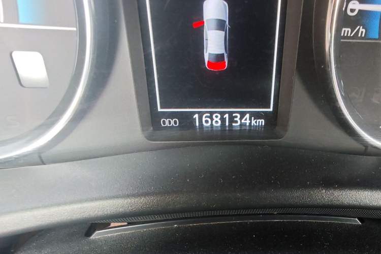 Used Toyota Corolla 2018 Dual-Engine 1.8L E-CVT Smart Edition
