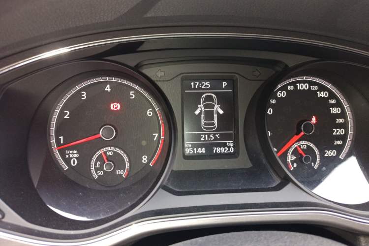 Used Volkswagen Passat 2017 330TSI DSG Luxury Edition