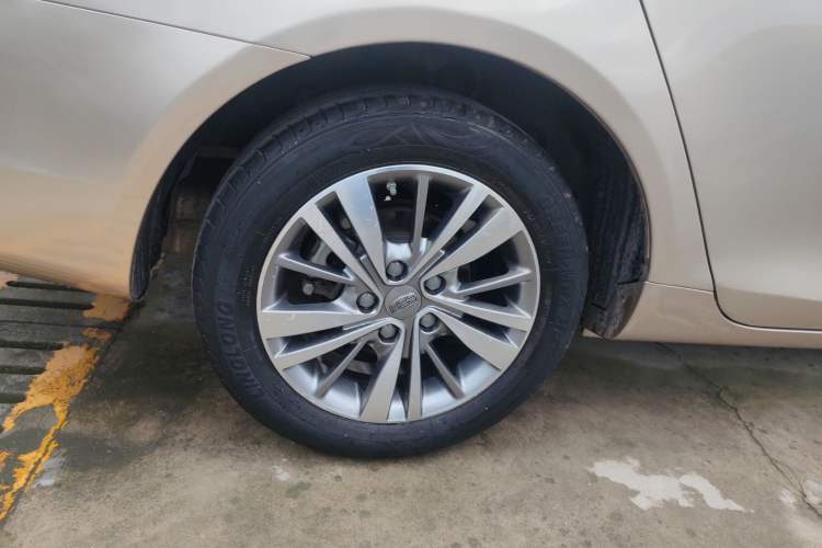 Used Geely Auto Emgrand 2018 1.5L CVT Upward Connect Edition Right Rear Wheel Hub
