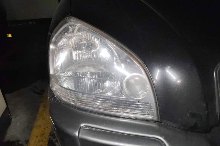 Used Hyundai Tucson 2009 2.0L Manual Two-Wheel Drive Fashion Edition
