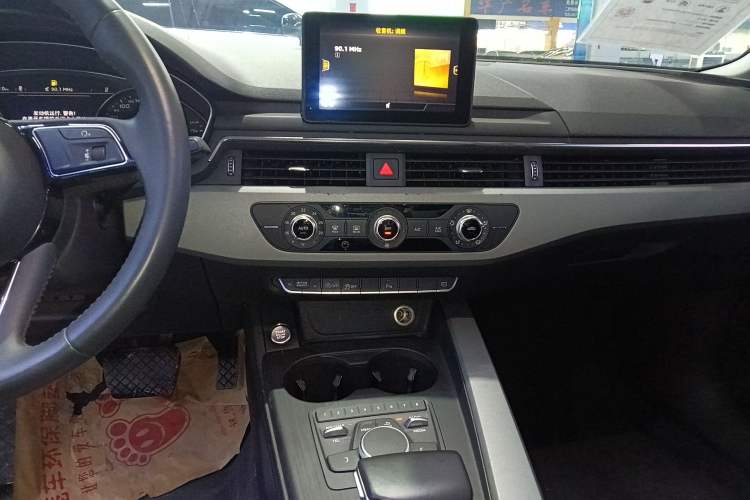 Used Audi A4L 2018 30th Anniversary Edition 40 TFSI Trendy Model