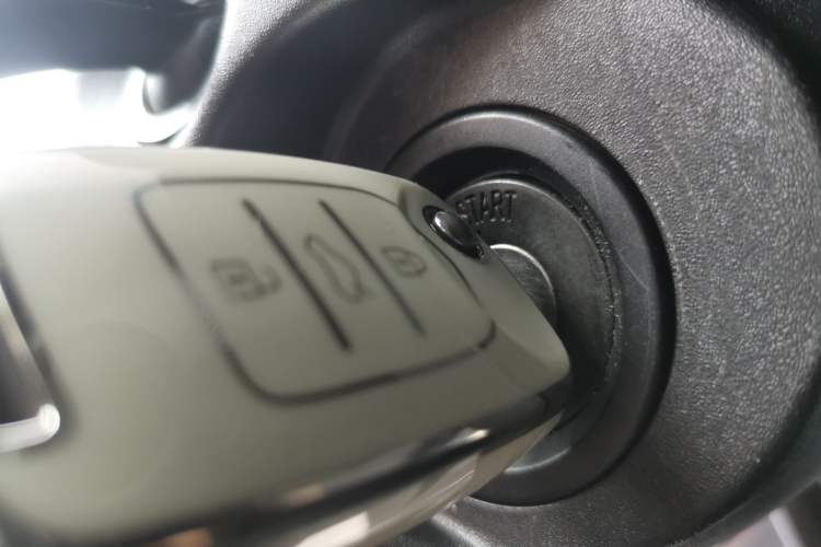 Used Baojun 310 2016 1.2L Manual Luxury Model