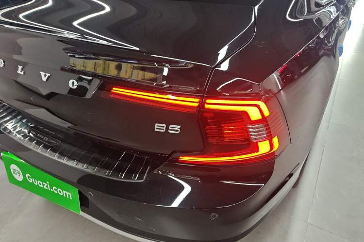 Used Volvo S90 2023 B5 Zhiyuan Luxury Edition