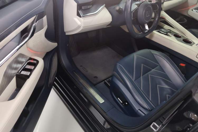 Used Zeekr 001 2021 Long-Range Dual-Motor WE Edition
