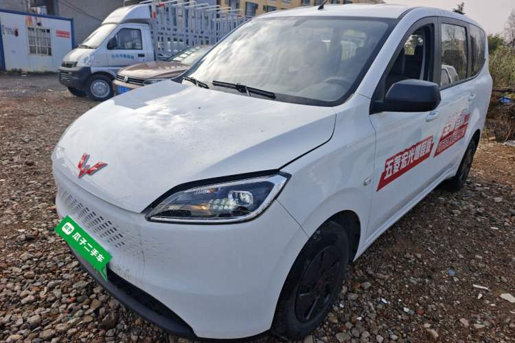 Used Wuling Hongguang New Energy 2025 Extended-Range Hybrid 50KM Comfort Version