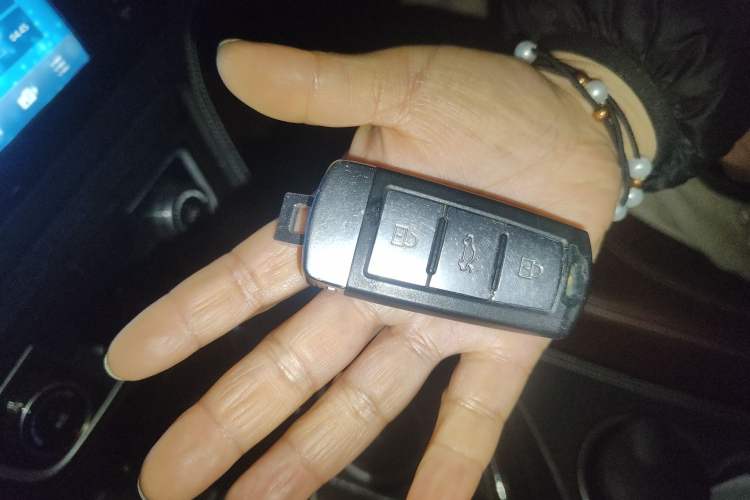 Used Zotye T600 2015 2.0T DCT Luxury Version
