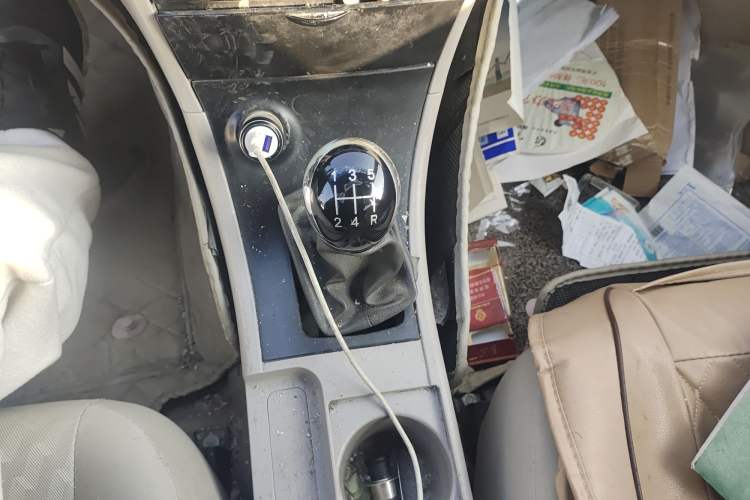 Used Geely Auto Vision 2013 1.5L Manual Comfort Model
