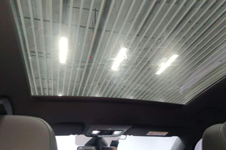 Used Volkswagen ID.3 2025 Smart Edition Outstanding Model Headliner