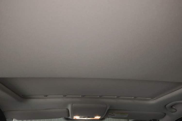 Used Volkswagen Lavida 2015 1.6L Manual Comfort Edition Headliner