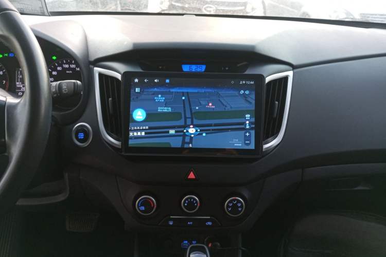 Used Hyundai ix25 2015 1.6L Automatic Two-Wheel Drive Smart GLS Trim
