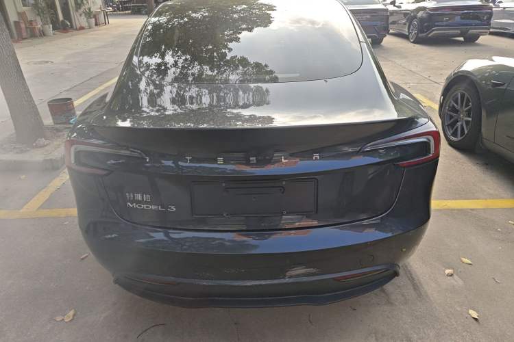 Used Tesla Model 3 2023 Rear-Wheel-Drive Version
