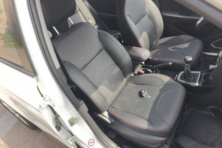 Used Brilliance V3 2016 1.5L Manual Smart Version
