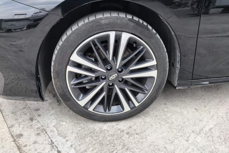 Used Chery Arrizo 8 2023 High-Performance Edition 2.0T DCT Powerfully Equipped