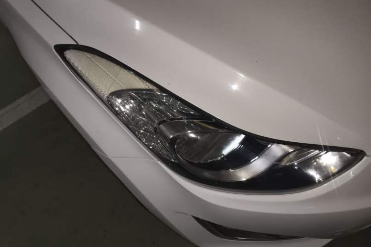 Used Hyundai Elantra (5th Generation / Langdong) 2012 1.6L Manual Leading Model
