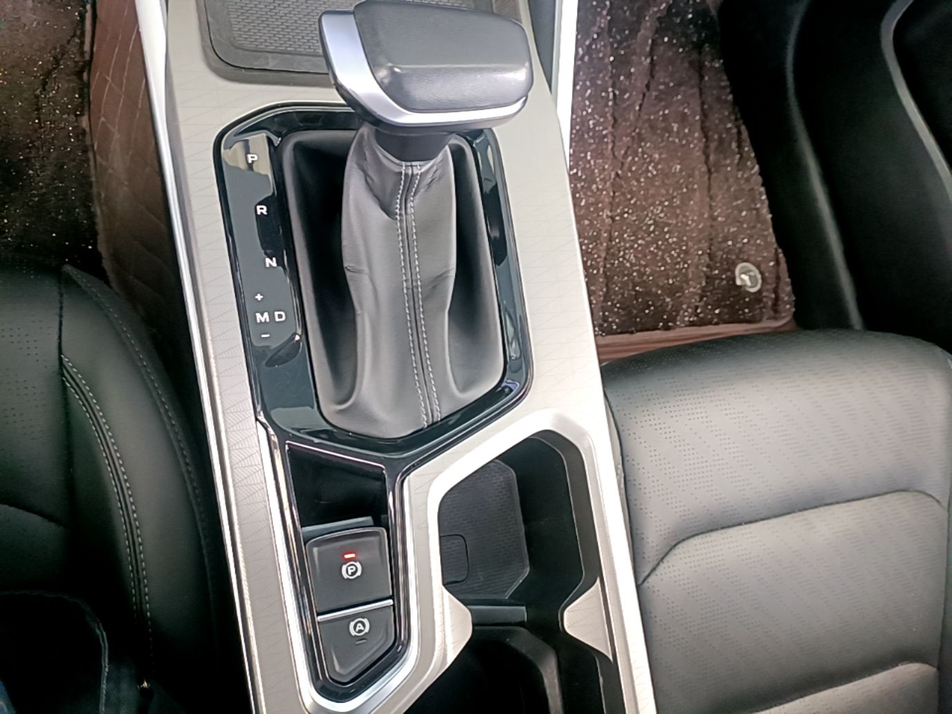 Geely Auto Emgrand 2023 4th Generation Champion Edition 1.5L CVT Luxury Model — снимка 16