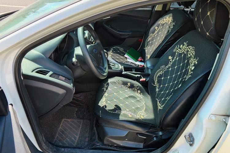 Used Ford Focus 2018 Hatchback Classic 1.6L Automatic Comfort Plus SmartDrive Edition